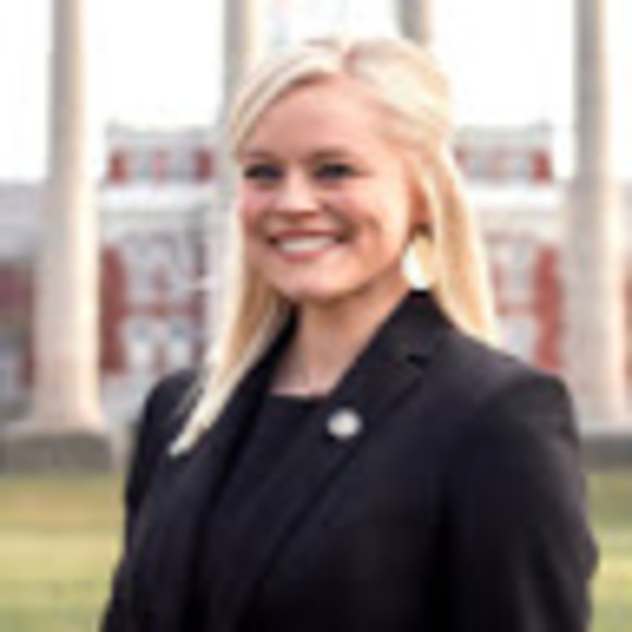 Meet your Posher, Abby - Picture 1 of 1